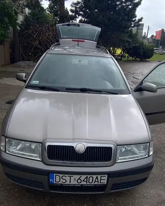 skoda Skoda Octavia cena 8600 przebieg: 246810, rok produkcji 2006 z Strzelin